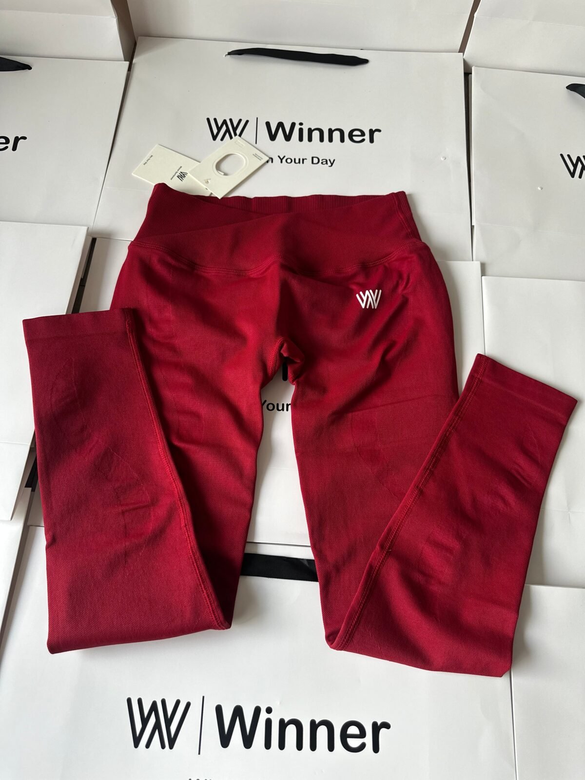 V-waist leggings