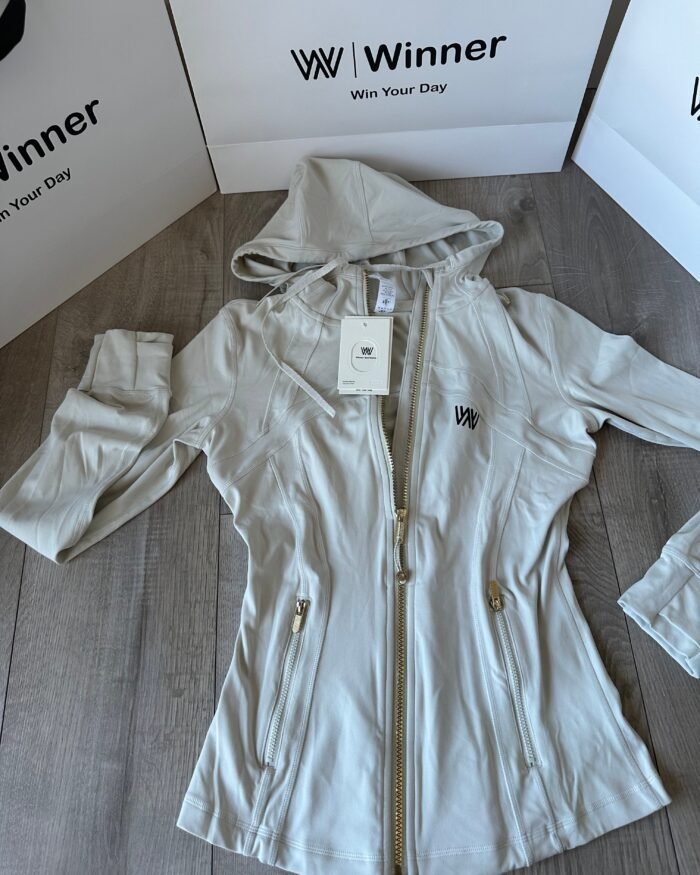 Hooded jacket