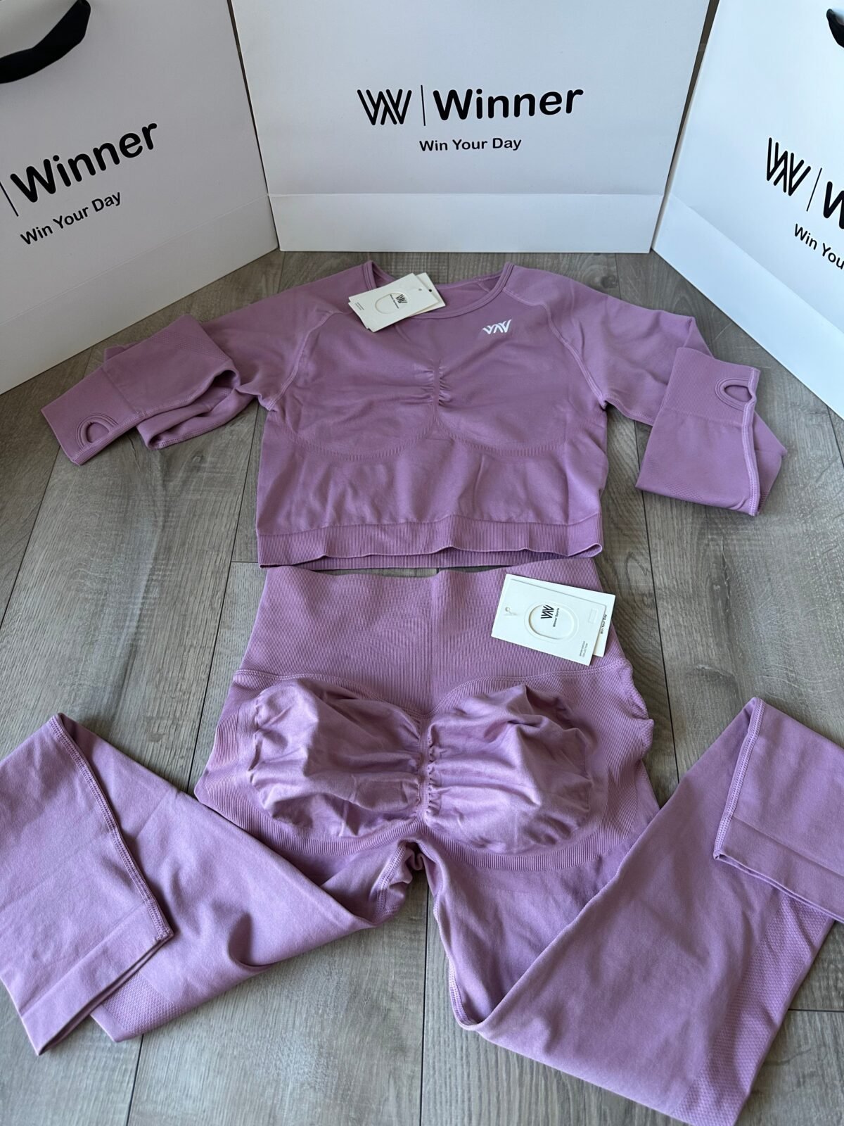 Long-sleeve set