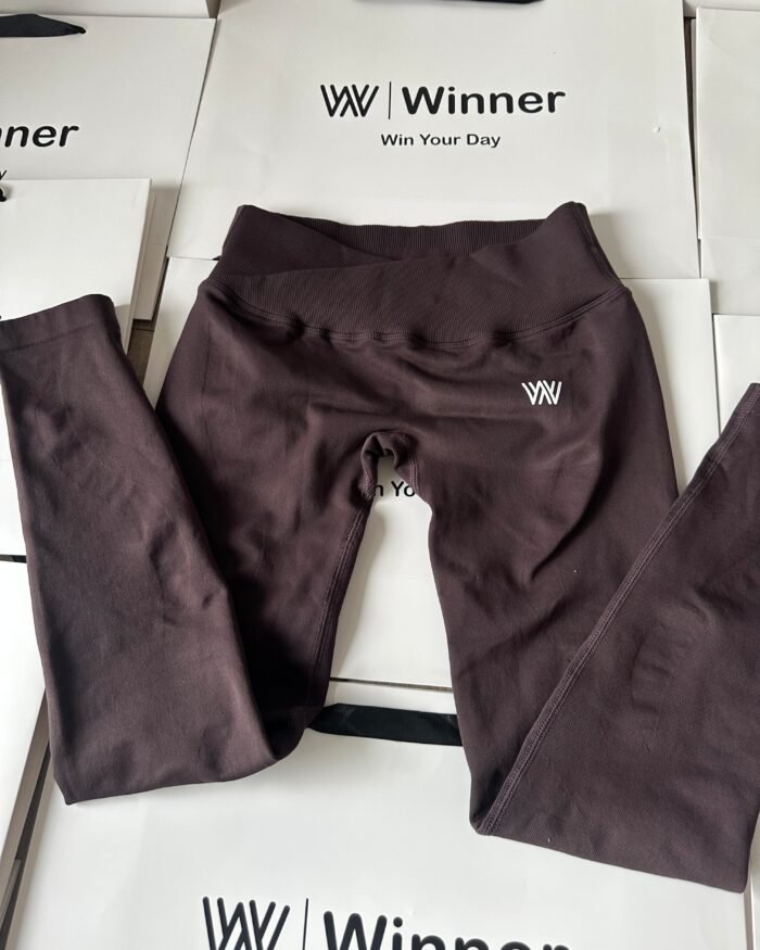 V Leggings