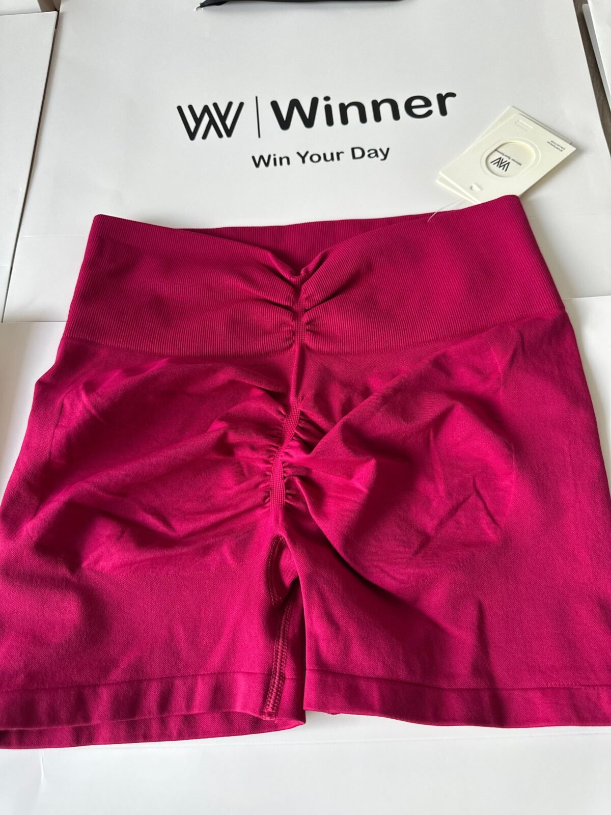 V back short